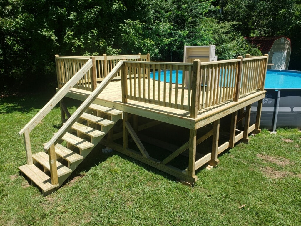 Above-Ground Pool Decks in North Tennessee | EshCo Portable